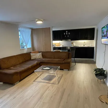 2br Generouse Living Ir Sauna 3 Min Station Appartement *